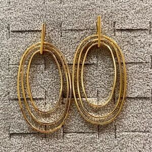 Large Gold Dangle Statement Earrings. Layered gold ovals post dangle earrings